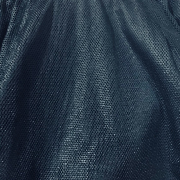 Under Armour Zip Up - Picture 5 of 5